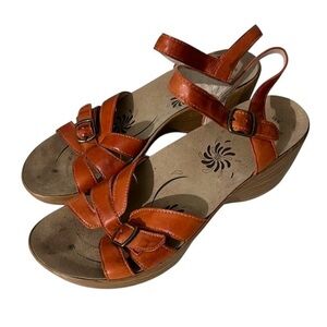 Abeo Women’s Daelle Brown Sandals Wedges Size 9N